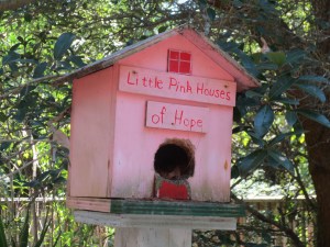 Mellencamp birdhouse